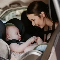 Aeromoov Peuter Autostoel|Veiligheid Onderweg * Air Layer Autostoel Groep 1 Green Moss Groen