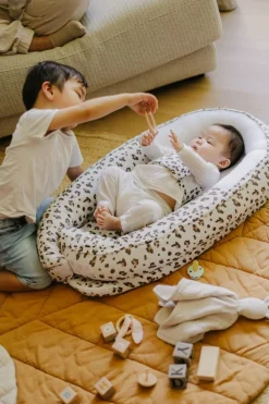 Doomoo Babynestjes * Cocoon Babynest Leopard Cream Multicolor