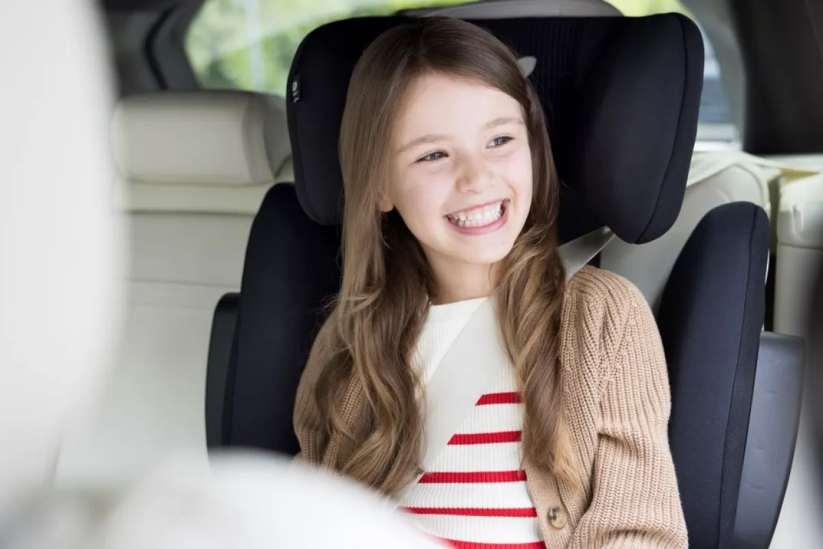 Joie Kinder Autostoelen * Signature Autostoel i-Traver i-Size Eclipse Zwart