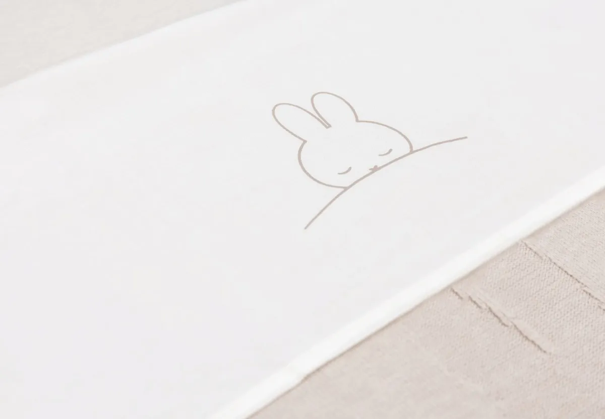 Jollein Bedtextiel * Ledikantlaken Nijntje Sleepy Miffy Funghi Beige