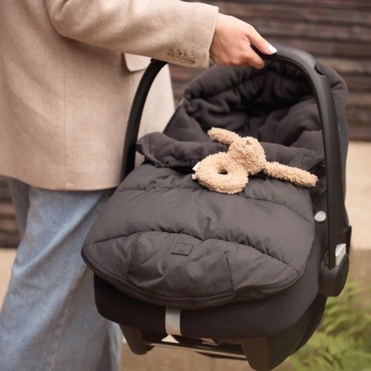 Jollein Baby Autostoel|Bedtextiel * Voetenzak Autostoel Puffed 3/5 punts Zwart
