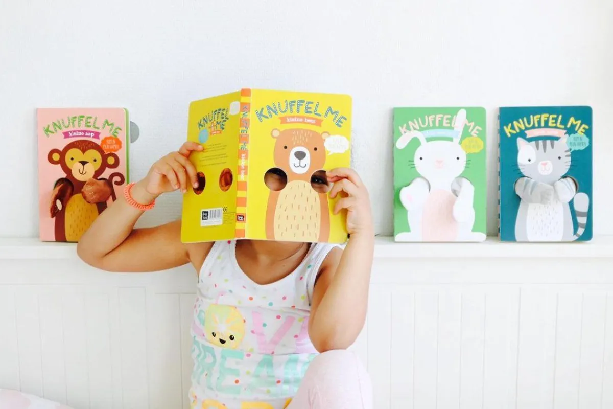 Boeken * Knuffel me Kleine Beer Geel
