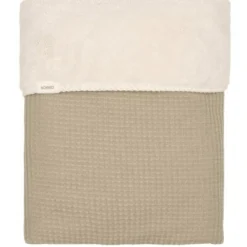 Koeka Bedtextiel * Ledikantdeken Malaga Teddy Sage Groen