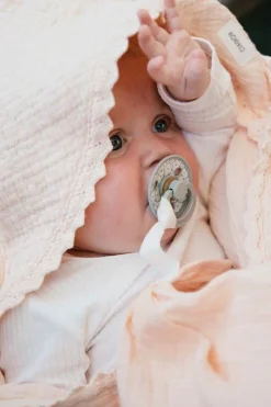 Koeka Badcapes|Bedtextiel * Omslagdoek Lace Elba Peach Roze