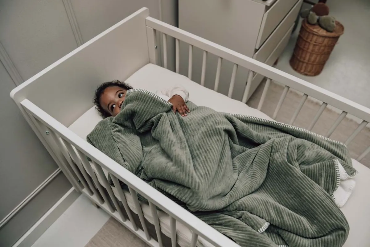 Koeka Bedtextiel * Wiegdeken Vik Teddy Moss Groen