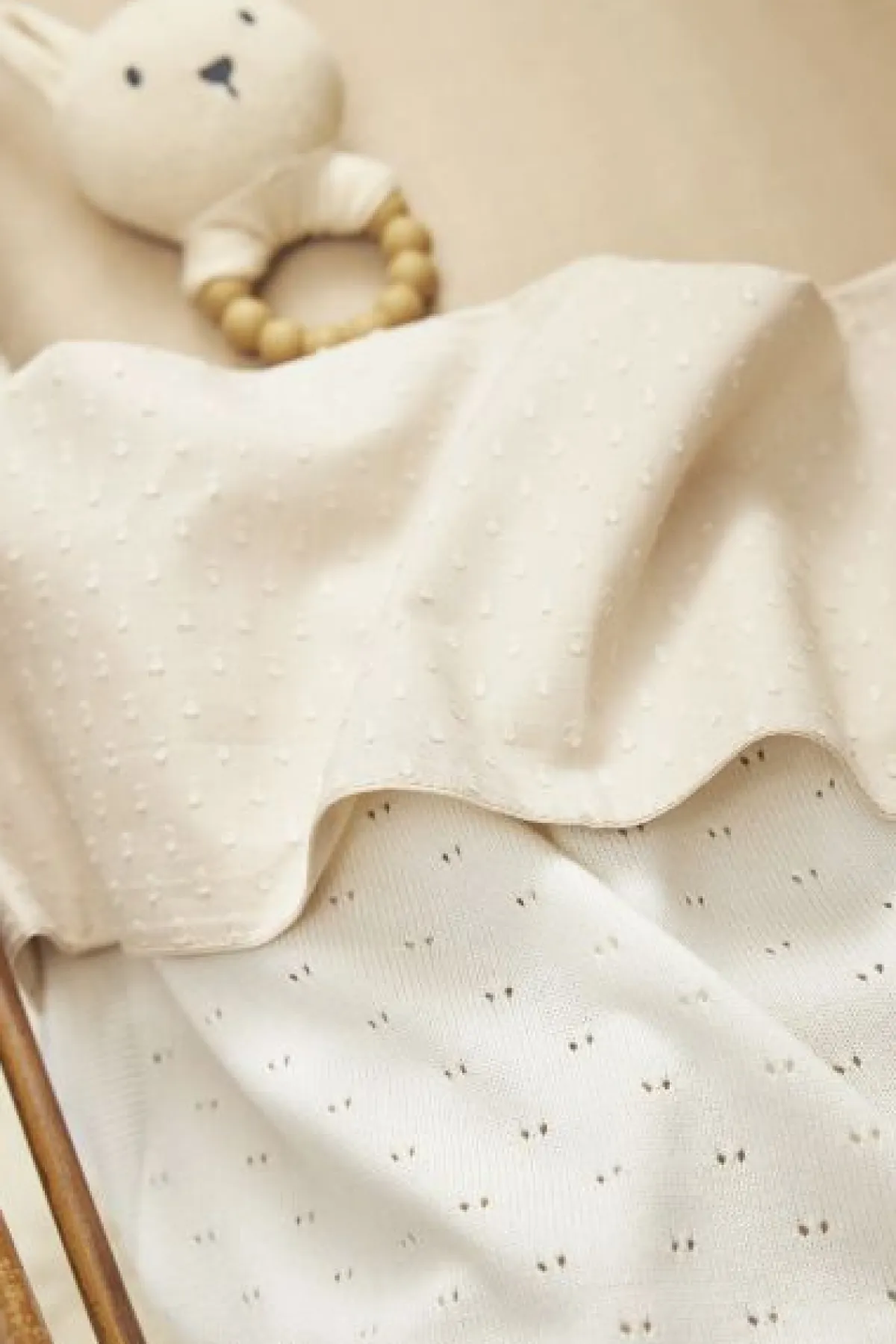 Meyco Bedtextiel * Ledikantlaken Plume Soft Sand Zand