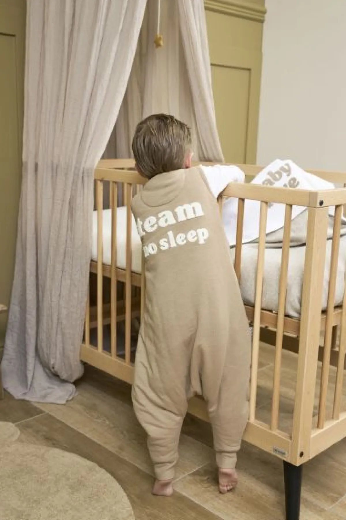 Meyco Bedtextiel|Slaapzakken * Slaapoverall Jumper Slub Team No Sleep /Offwhite Taupe