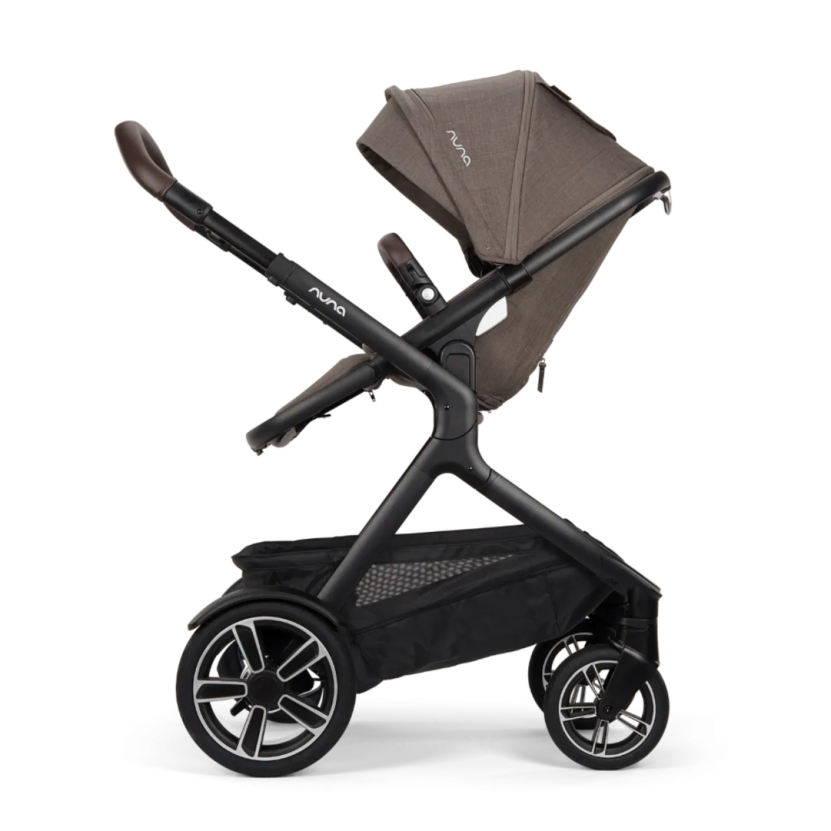 Nuna Combi Kinderwagens * Kinderwagen Demi Next Chestnut inclusief Meerijdplankje Bruin
