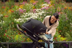 Nuna Combi Kinderwagens * Kinderwagen Demi™ Next Compleet Caviar Zwart