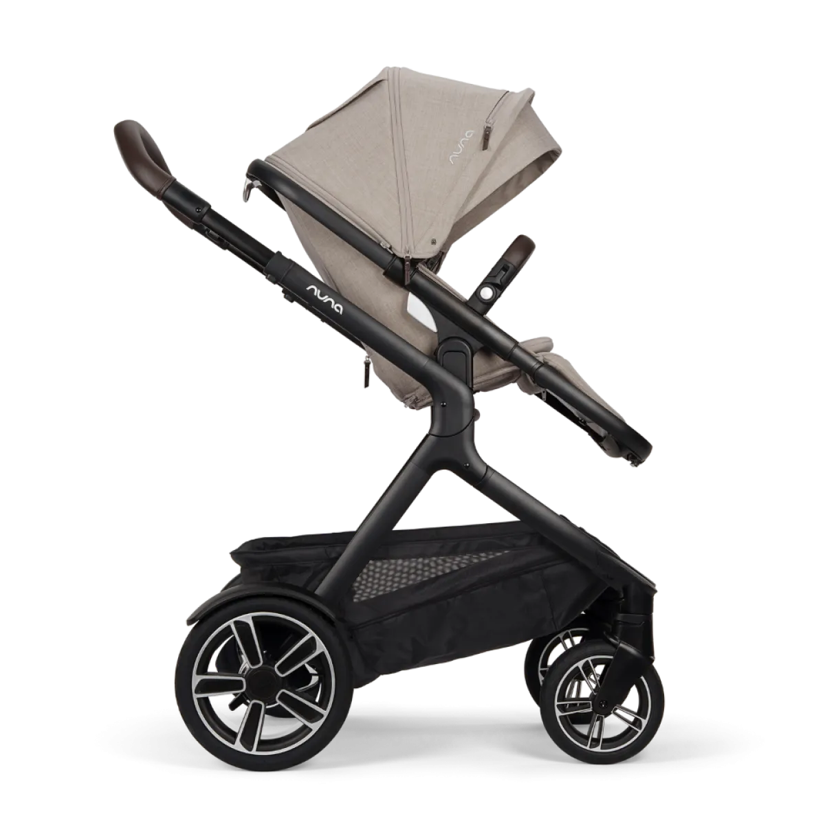 Nuna Combi Kinderwagens * Kinderwagen Demi Next Compleet Chateau inclusief Meerijdplankje Roze