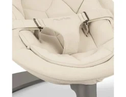 Nuna Wipstoelen * Wipstoel Leaf Grow met Speelboog Cloud Beige