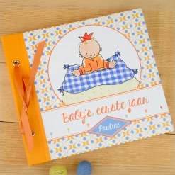 Pauline Oud Boeken * - Baby's eerste jaar