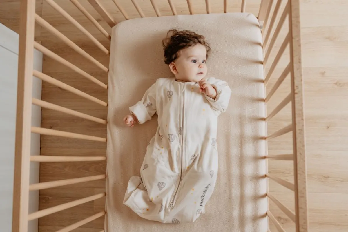 Puckababy Bedtextiel|Slaapzakken * Slaapzak Newborn Balloons 0 - 6 mnd Wit