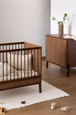Quax Complete Babykamers * 3 delige Babykamer Ashi Chestnut Bruin