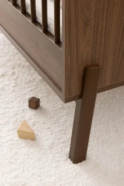 Quax Ledikanten|Peuterbedden * Doorgroeiledikant Ashi Chestnut 70 x 140 Bruin