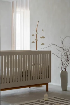 Quax Ledikanten|Peuterbedden * Doorgroeiledikant Mood Clay 70 x 140 Beige