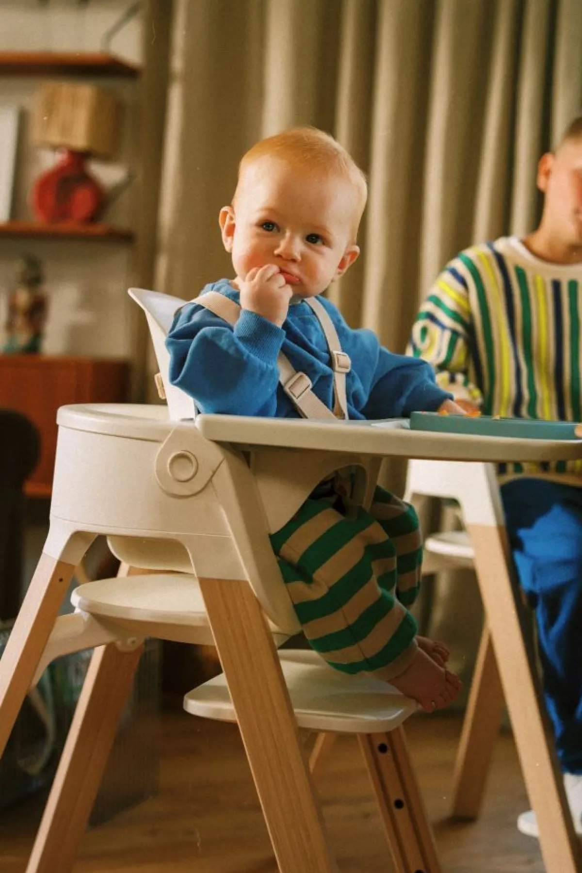 Stokke Meegroeistoelen * Steps Stoel Complete Set met Babyset en Tray – White/Natural Naturel