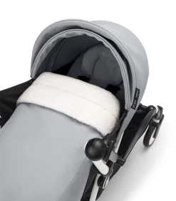 Stokke Combi Kinderwagens|Compacte Kinderwagens * YOYO³ Kinderwagen Compleet met 0+ Newborn Pack Stone – Black Frame Grijs