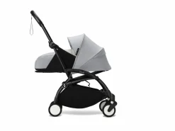 Stokke Combi Kinderwagens|Compacte Kinderwagens * YOYO³ Kinderwagen Compleet met 0+ Newborn Pack Stone – Black Frame Grijs