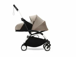 Stokke Combi Kinderwagens|Compacte Kinderwagens * YOYO³ Kinderwagen Compleet met 0+ Newborn Pack Taupe – White Frame Bruin