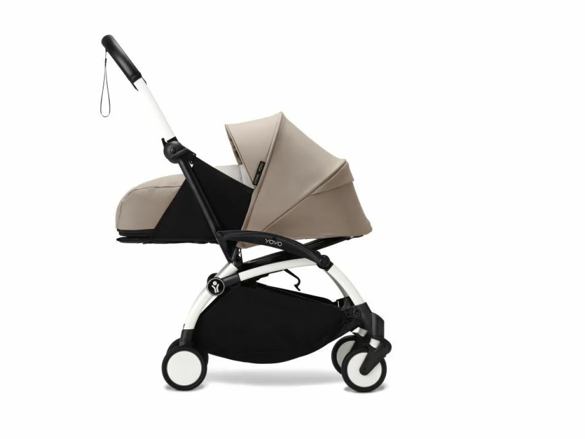 Stokke Combi Kinderwagens|Compacte Kinderwagens * YOYO³ Kinderwagen Compleet met 0+ Newborn Pack Taupe – White Frame Bruin