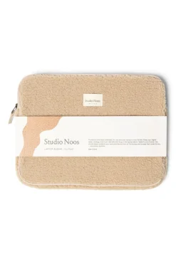 Studio Noos Verzorgingstassen|Verzorgingstassen * Laptop Sleeve Teddy Ecru 15 inch Wit