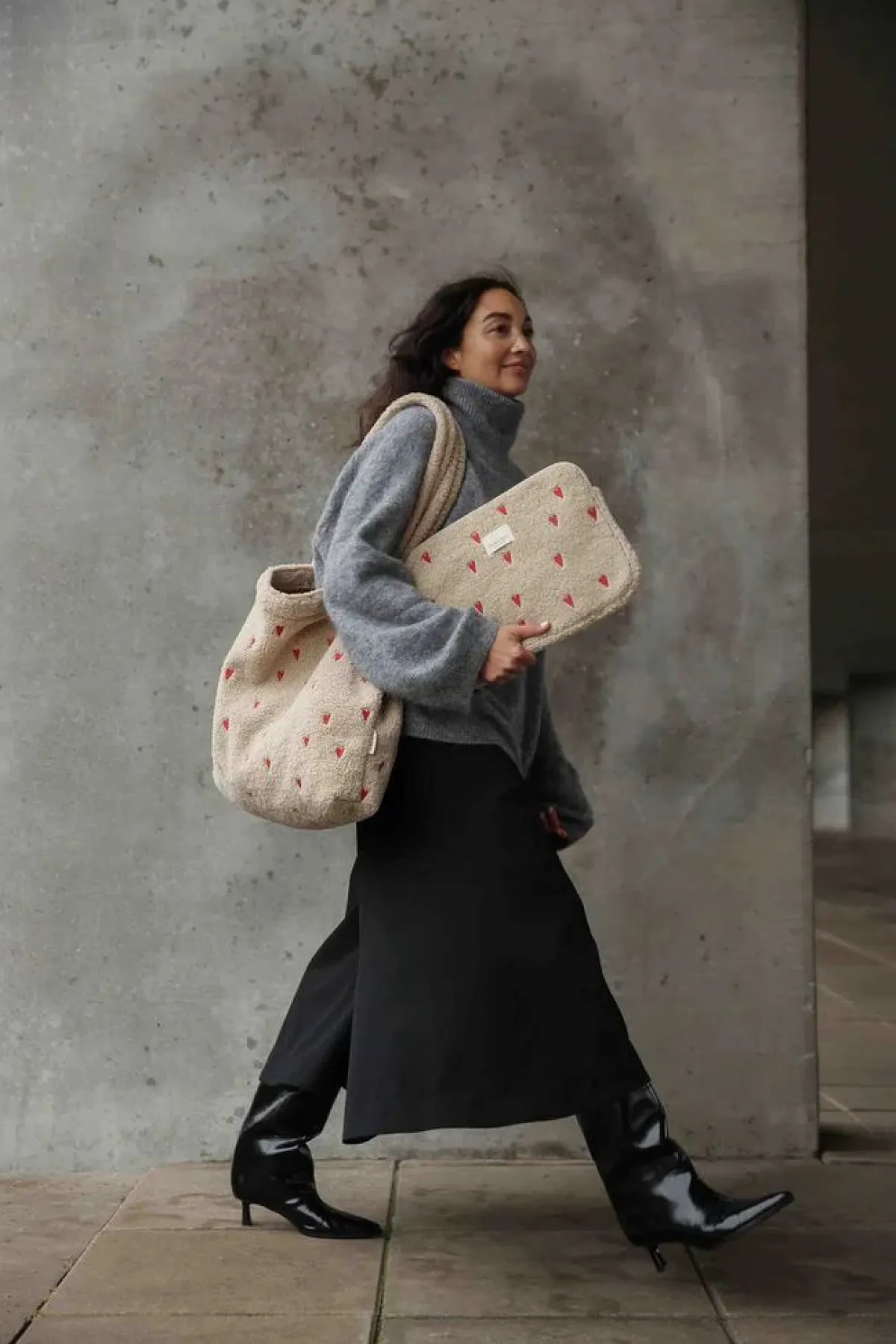 Studio Noos Verzorgingstassen|Verzorgingstassen * Laptop Sleeve Teddy Hearts Ecru 13 inch Beige