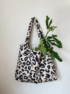 Studio Noos Verzorgingstassen|Verzorgingstassen * Puffy Mom Bag Holy Cow Multicolor