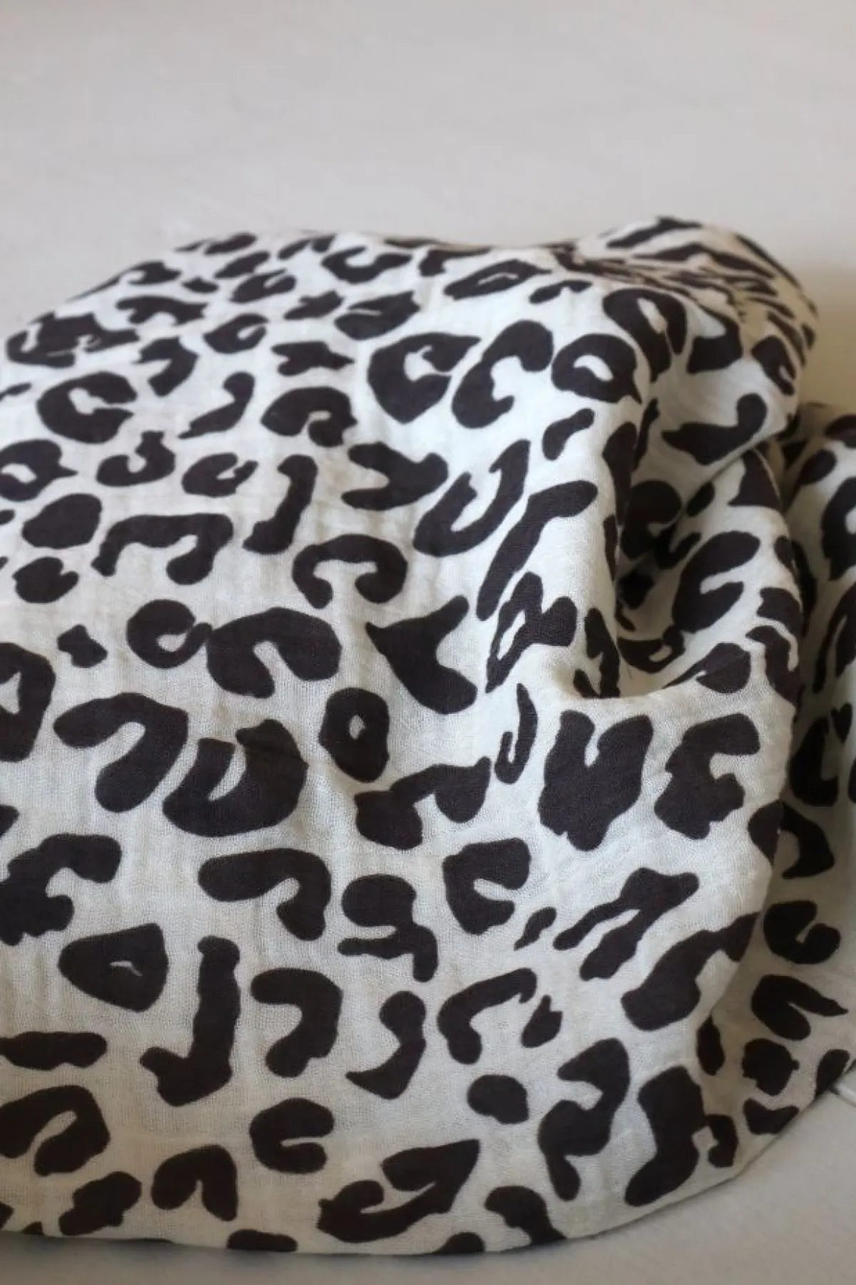 Studio Noos Hydrofiel Luiers * Swaddle Holy Cow 70 x 70 Beige