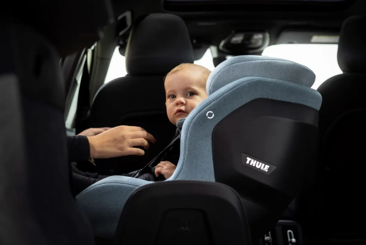 Thule Peuter Autostoelen * Autostoel Elm i-Size Mid Blue Blauw