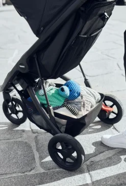 Thule Alle Buggy's * Buggy 2in1 Spring 2 Black on Black Zwart